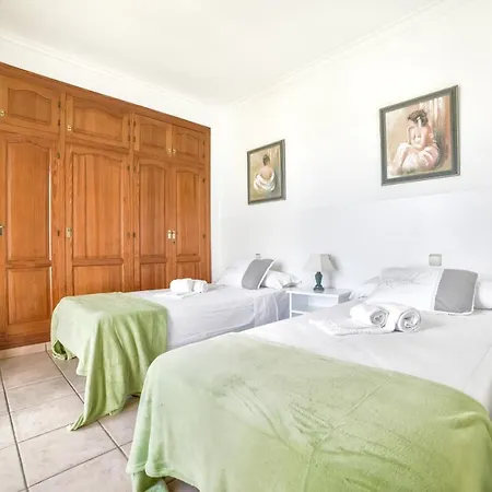 Fuster - Plusholidays Ifach